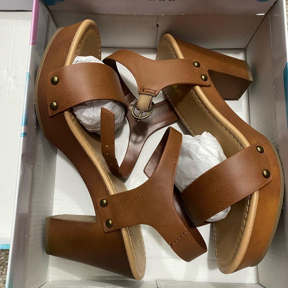 NWT! Dress up or dress down